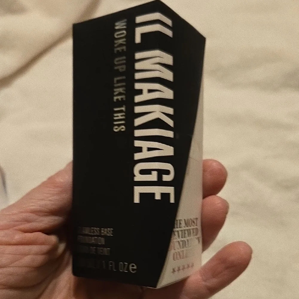 IL MAKIAGE Foundation - Tan Elegance